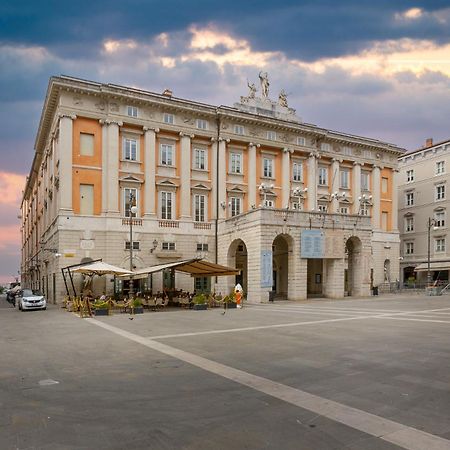 Apartments Trieste Centro I 2 Bagian luar foto